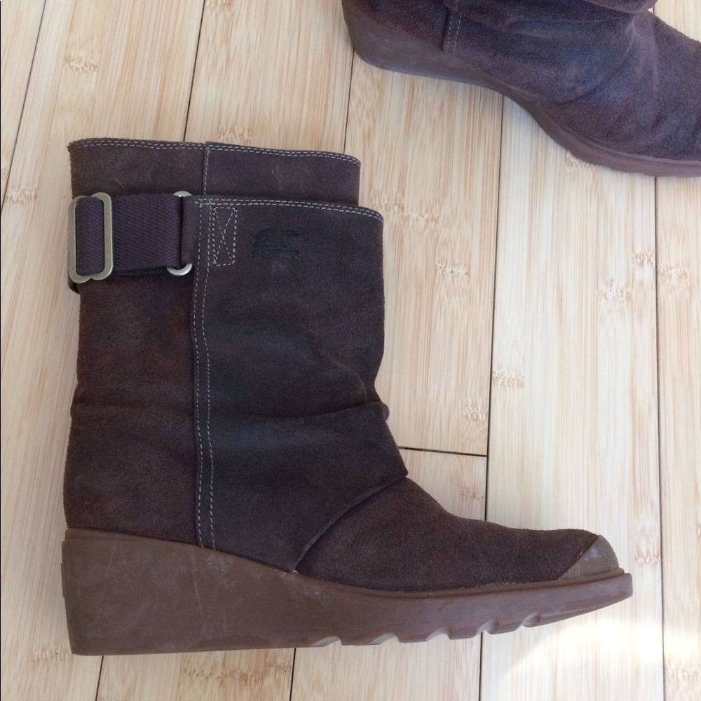 Sorel Toronto suede boots